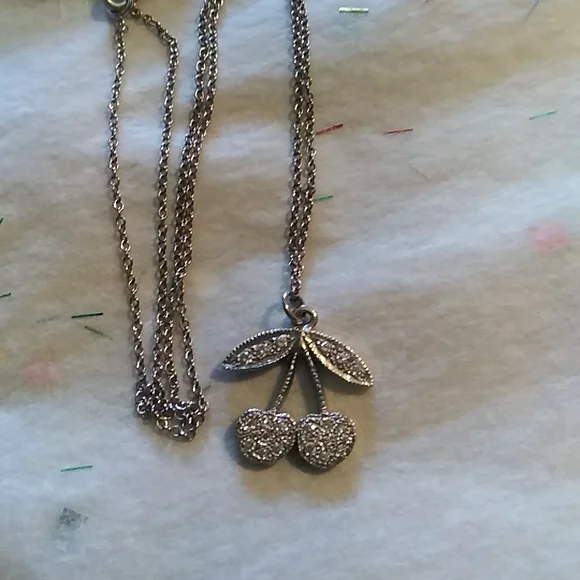 LIZZIE SCHECK WHITE GOLD PAVE DIAMONDS CHERRY NECKLACE - Picture 1 of 6